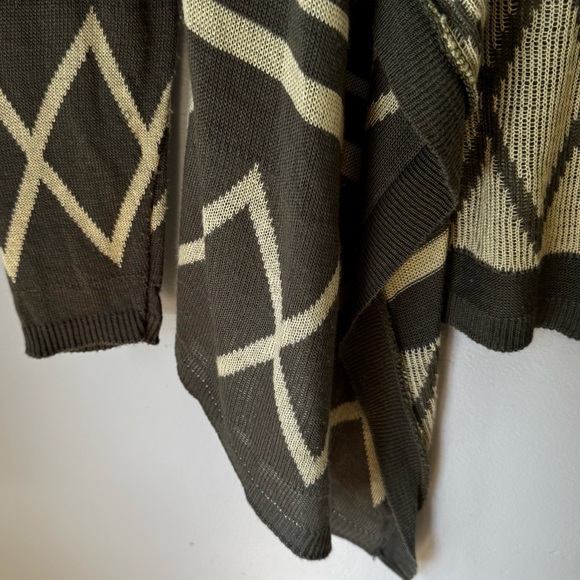Say What Tribal Olive Green Lightweight Southwestern Women’s Open Cardigan Sz M - Picture 4 of 5